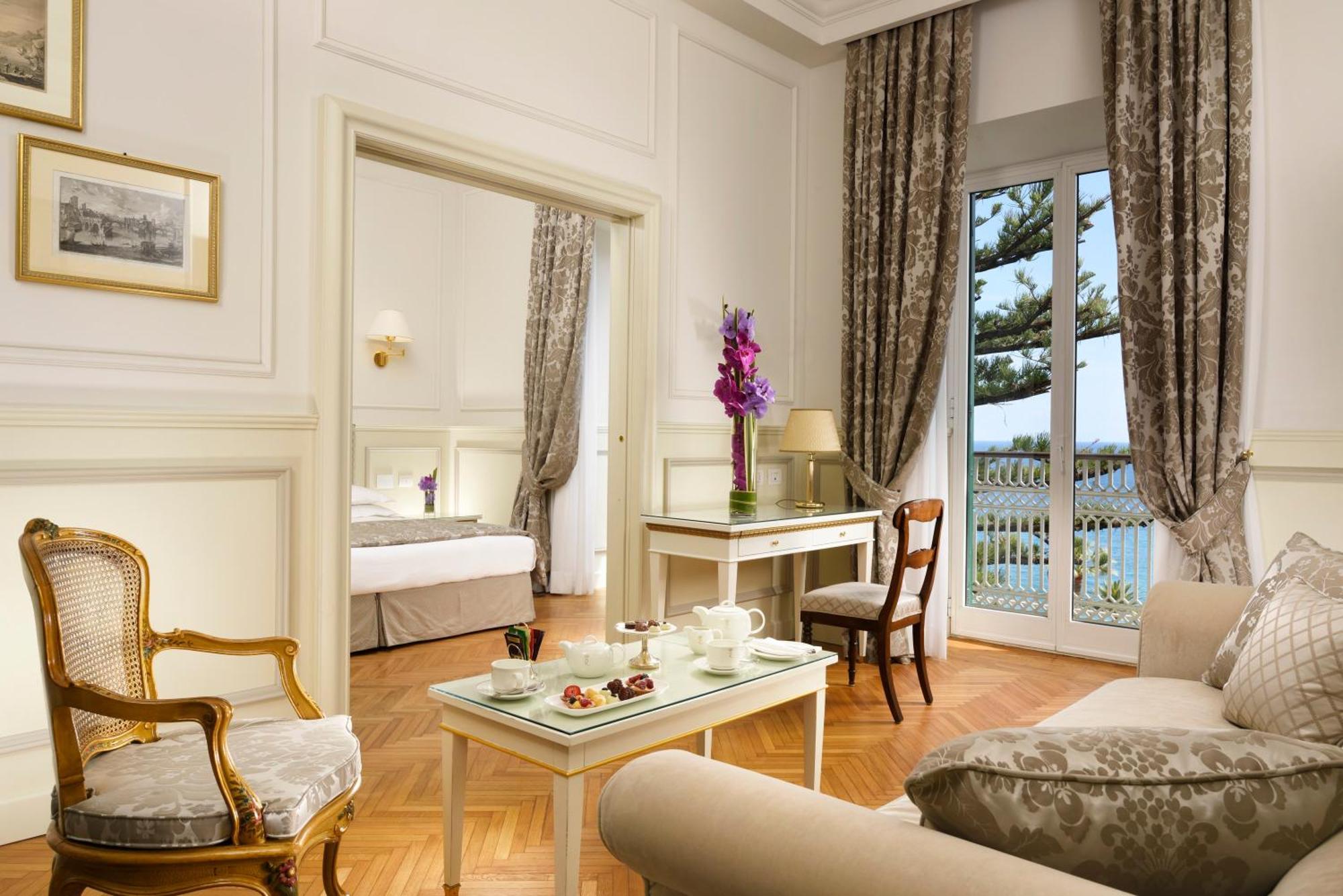 圣雷莫皇家酒店 圣雷默 外观 照片 A suite at the Hotel Excelsior