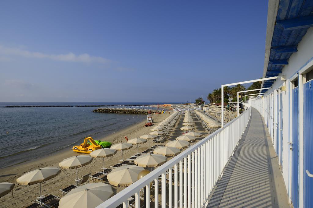圣雷莫皇家酒店 圣雷默 外观 照片 The beach of Port-la-Nouvelle